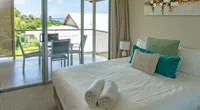 Hotels / Motels
