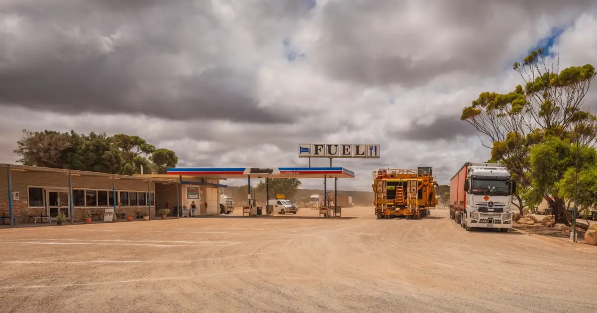 Mundrabilla on the Nullarbor